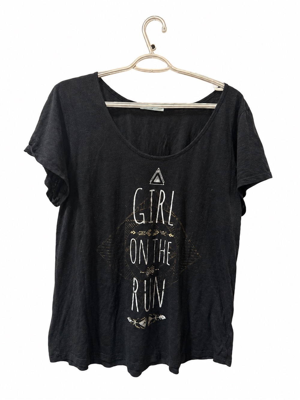 Maurices Black "Girl On The Run" Graphic Tee Scoop Neck XL